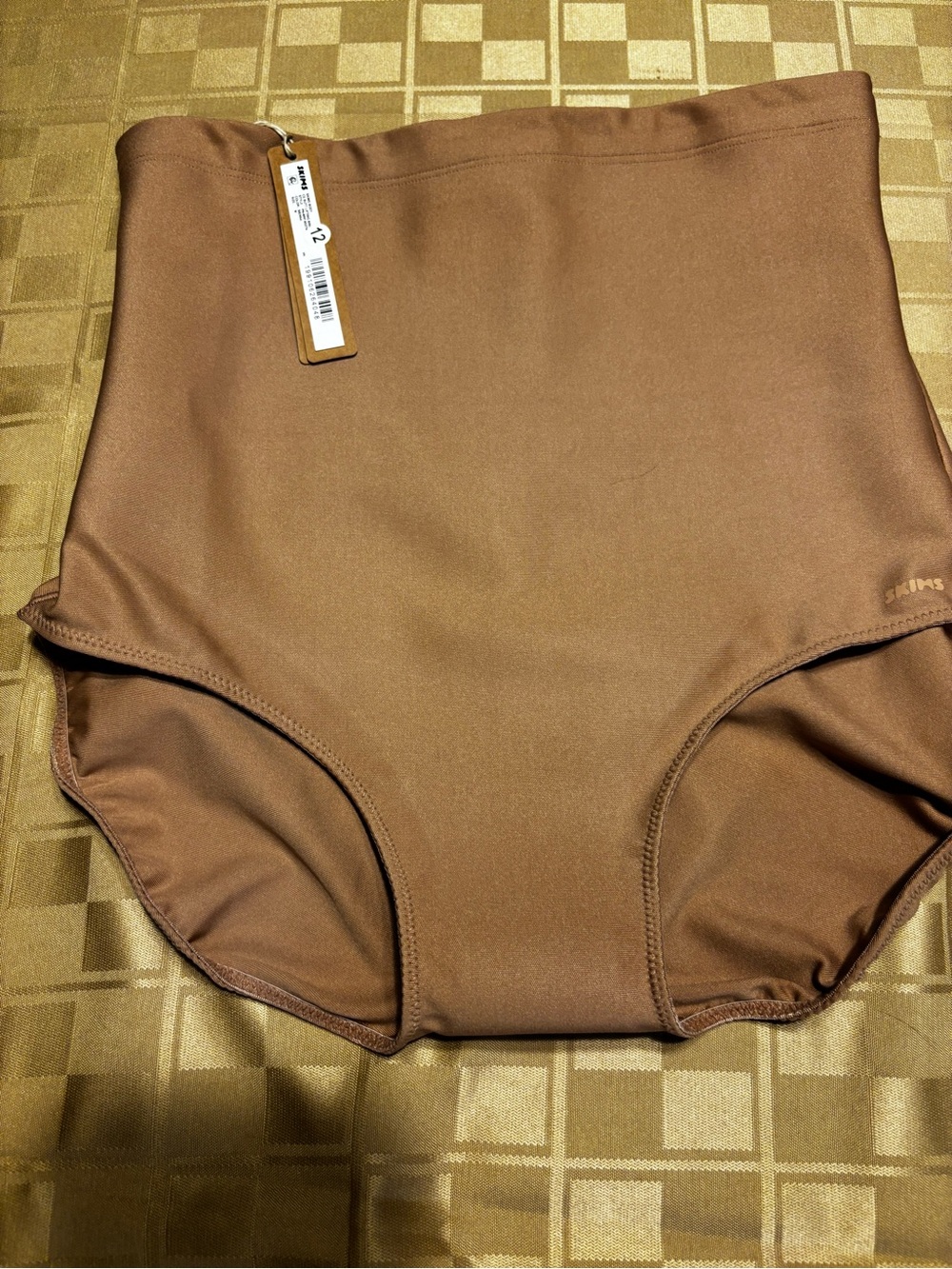 SKIMS Body Core Sculpt Butt Lifting Size M